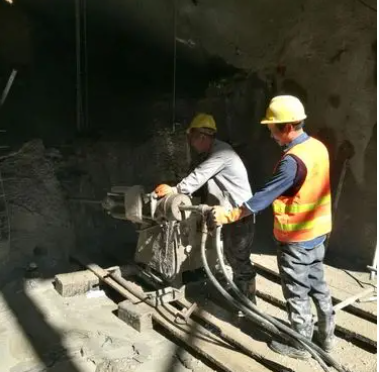 绵阳水下抗分散灌浆料特点 水下不分散注浆料介绍